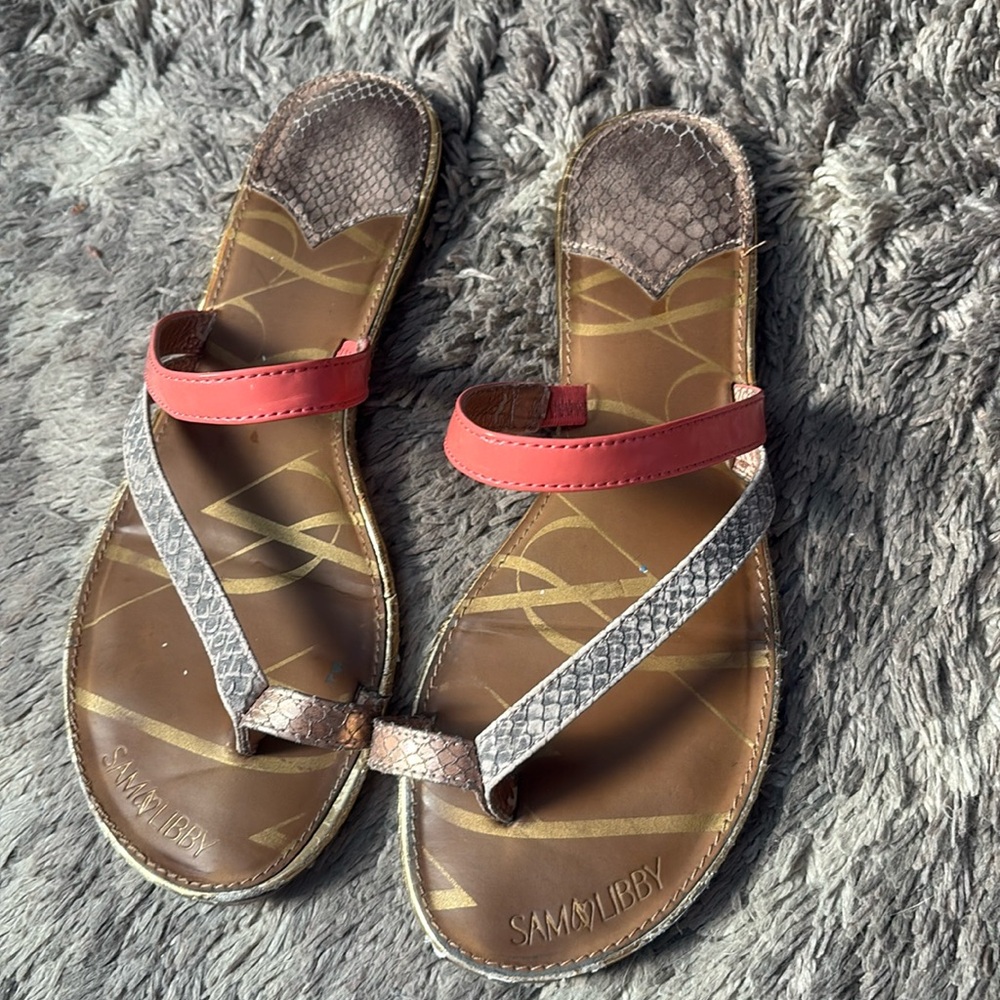 Sam & Libby size 9